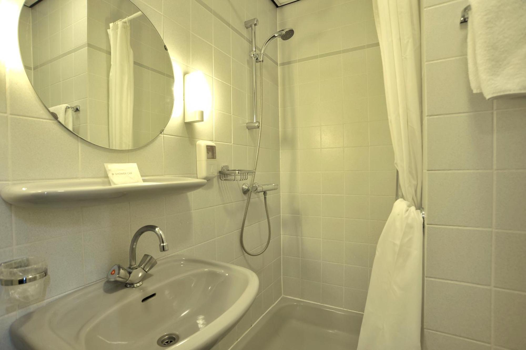 Basic Single Room,1210180480:JPEG